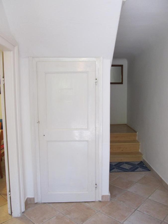 Apartments Anita Veli Losinj Bagian luar foto