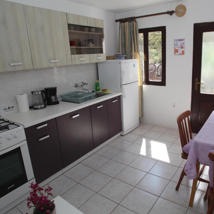 Apartments Anita Veli Losinj Bagian luar foto