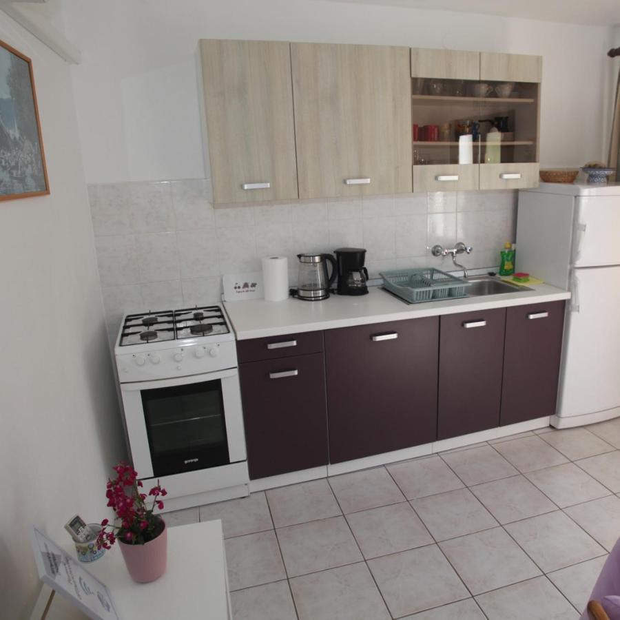 Apartments Anita Veli Losinj Bagian luar foto