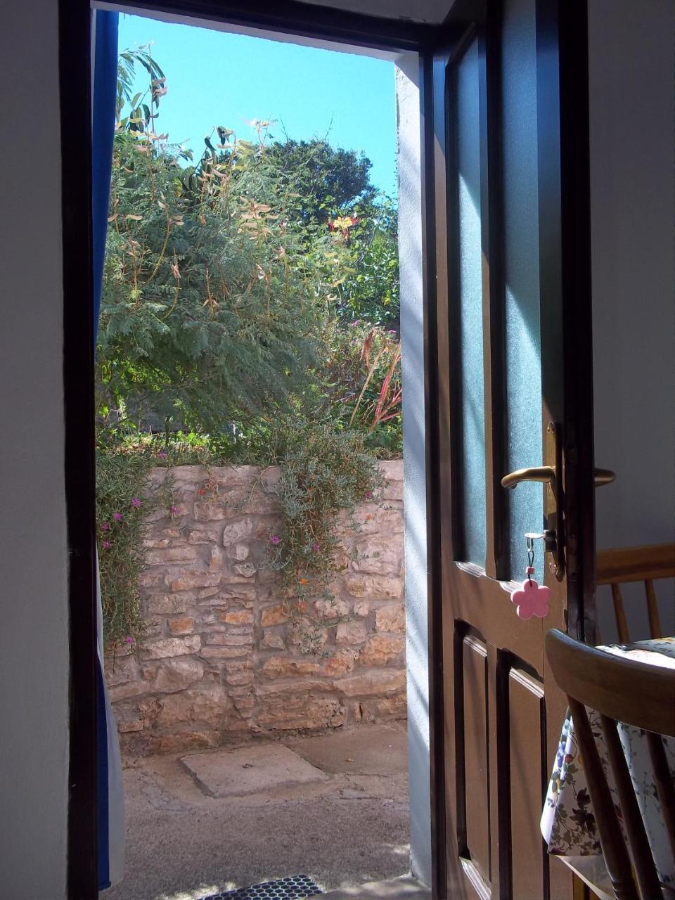 Apartments Anita Veli Losinj Bagian luar foto