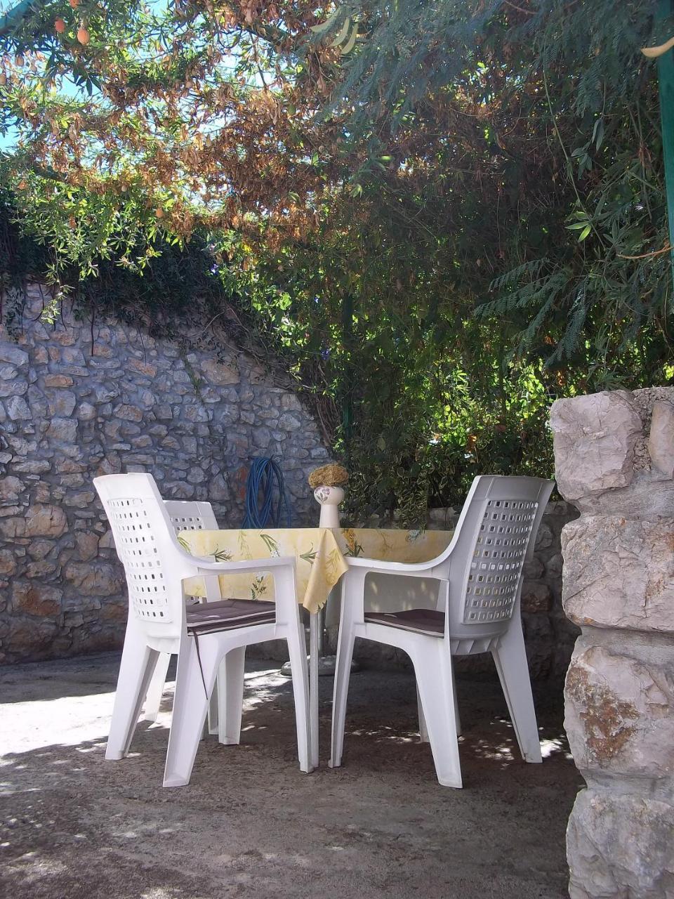 Apartments Anita Veli Losinj Bagian luar foto
